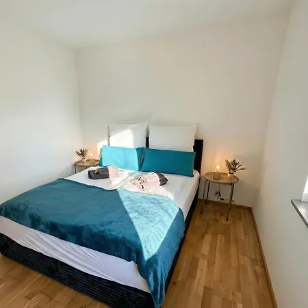 Katies I Near Regensburg - Private Infrared Sauna, Balcony, Bbq & Parking Apartmán