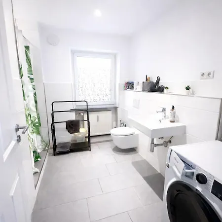 Katies I Near Regensburg - Balcony, Bbq, Private Infrared Sauna & Parking * Nittendorf