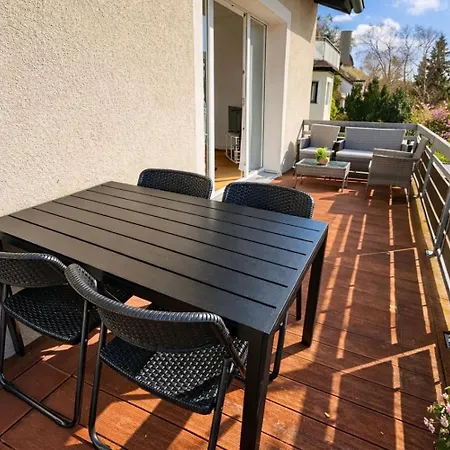 Katies I Near Regensburg - Balcony, Bbq, Private Infrared Sauna & Parking * Nittendorf
